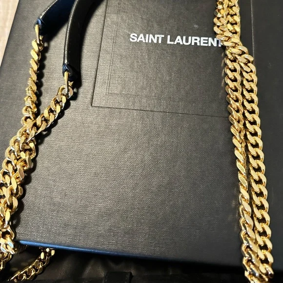 ENVELOPE MEDIUM CHAIN BAG IN MIX MATELASSÉ SUEDE - Picture 2 of 15